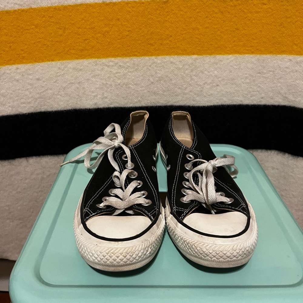 Women’s converse chuck taylor low in black